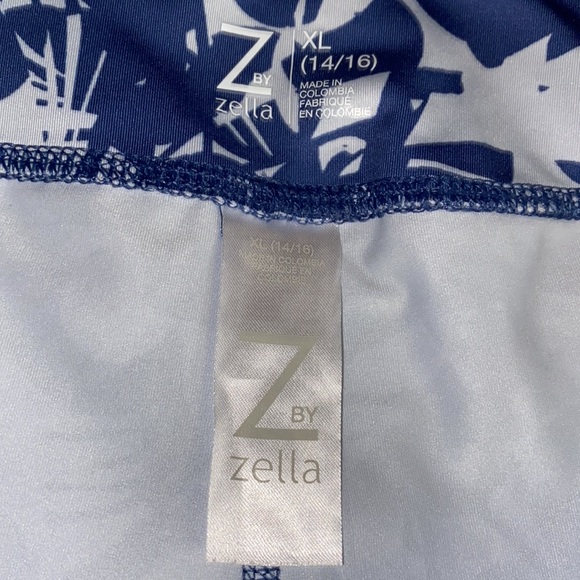 Selling Zella leggings size XL (14/16) color blue - Picture 3 of 3